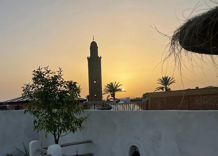Riad Nekhla
